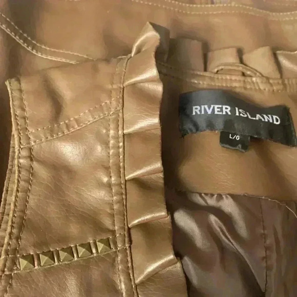 River  Island brown lined vegan leather vest with front zipper and ruffles - Picture 9 of 9